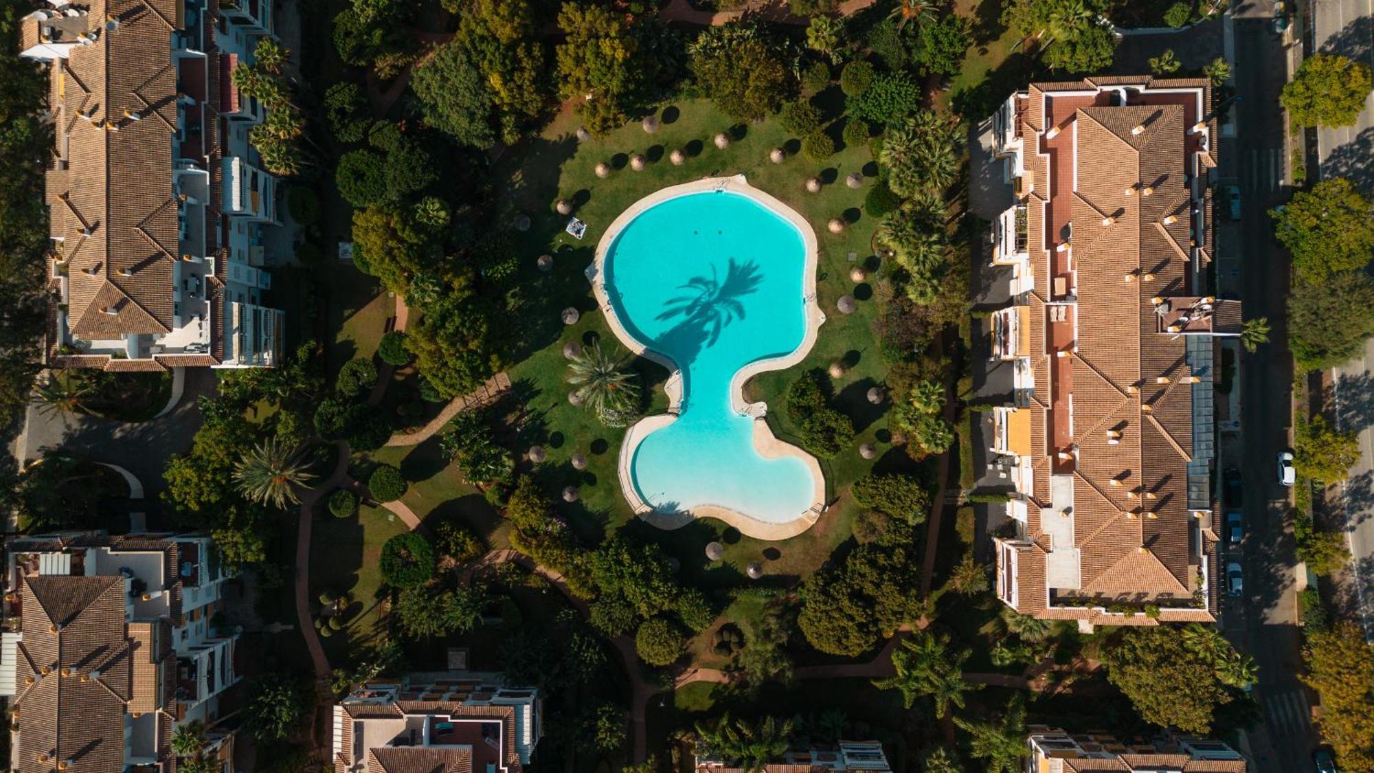 Ground Floor Holiday Apartment With Terrace And Pool In Puerto Banus, Marbella Kültér fotó